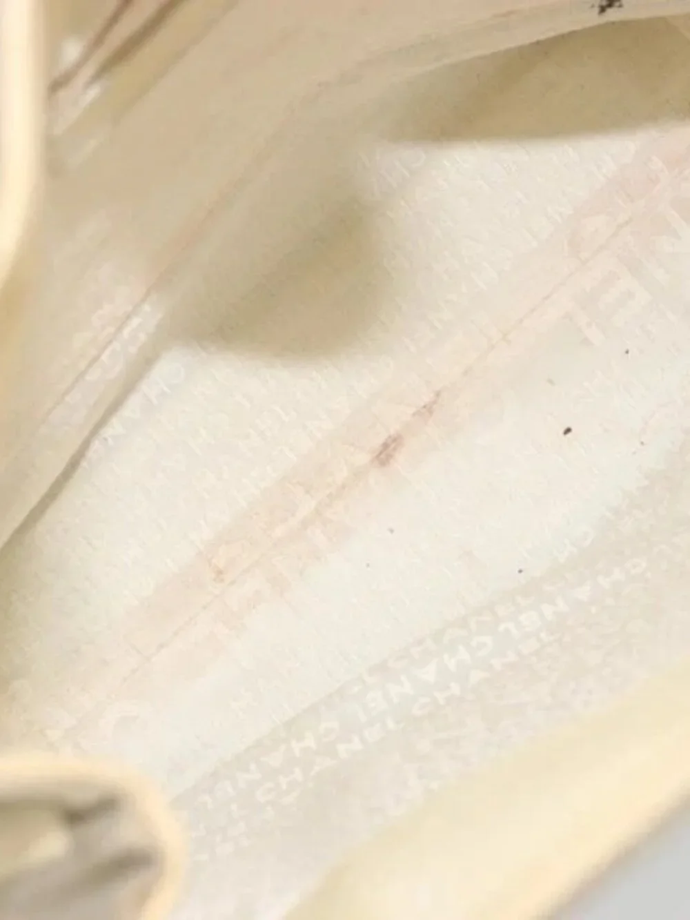 CHANEL brand	chanel color	beige
